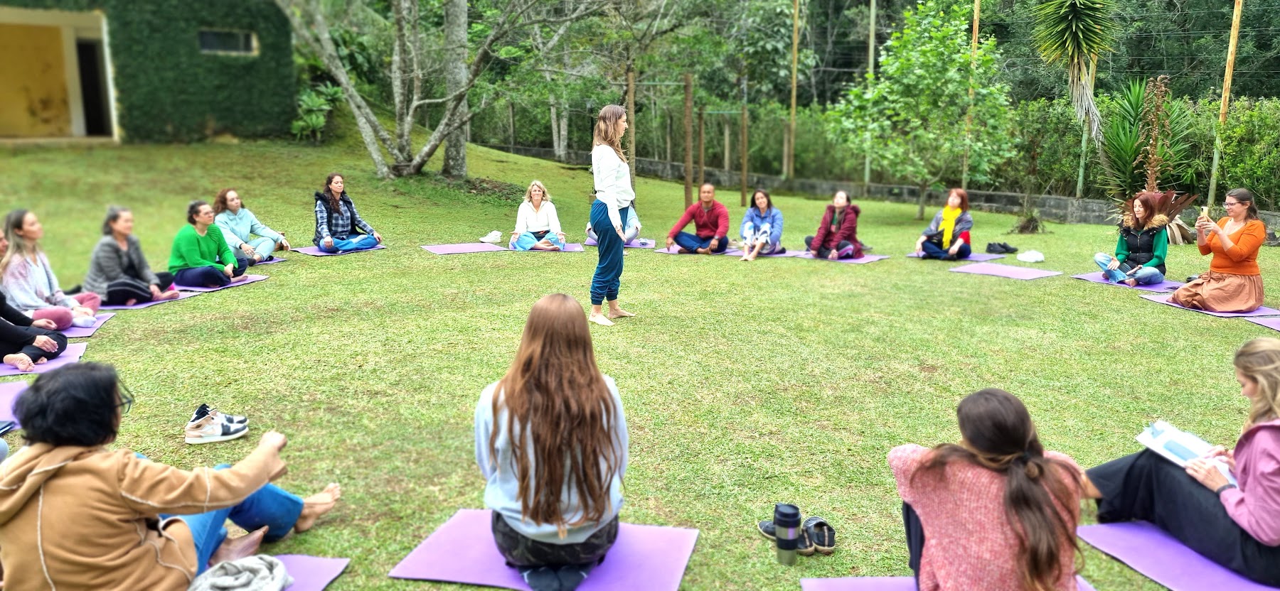 Programa amanheSER com prática de presença e saúde mental
